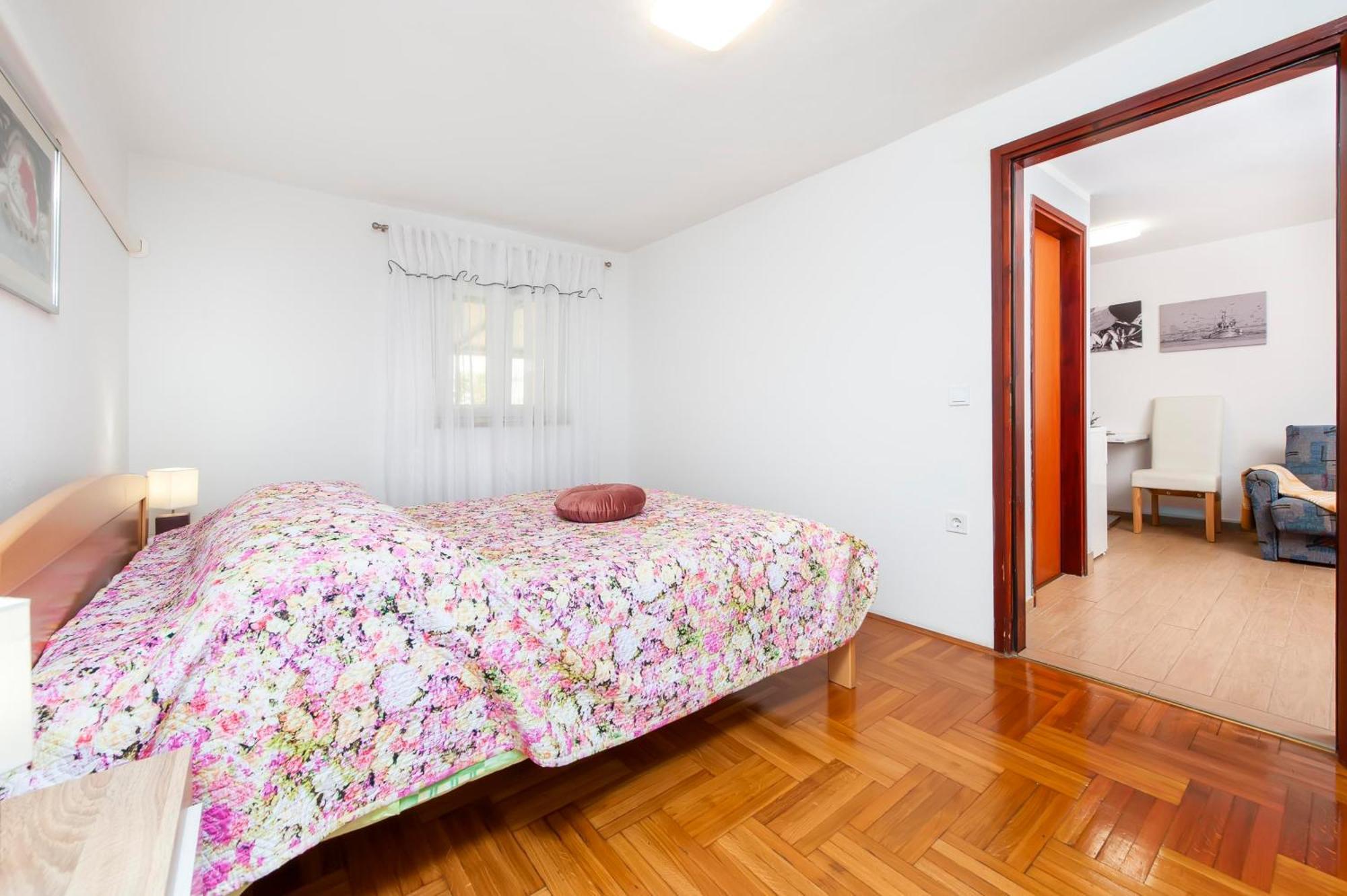 Apartments And Room Silvana Rovinj Zewnętrze zdjęcie
