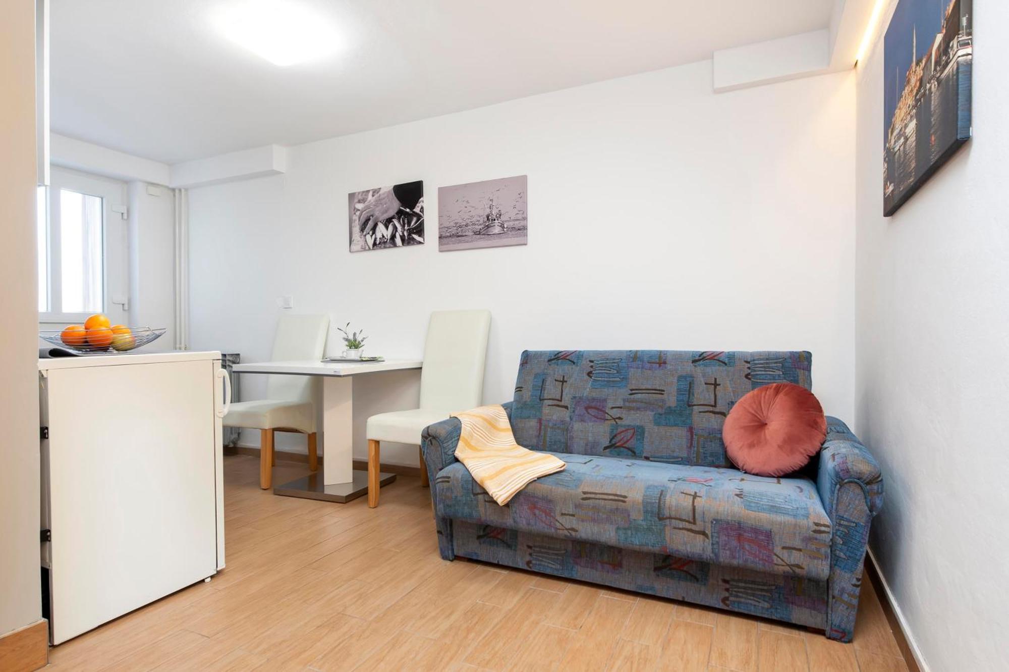 Apartments And Room Silvana Rovinj Zewnętrze zdjęcie