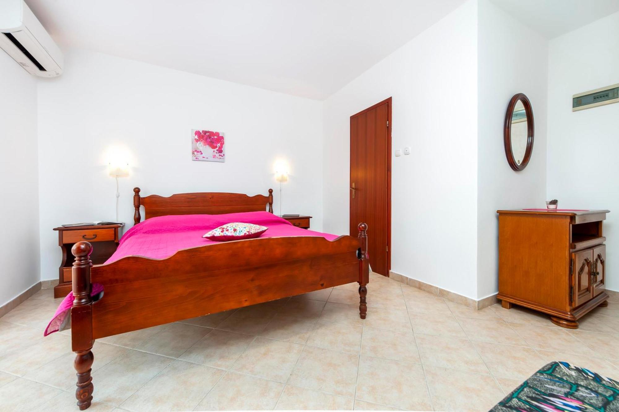 Apartments And Room Silvana Rovinj Zewnętrze zdjęcie